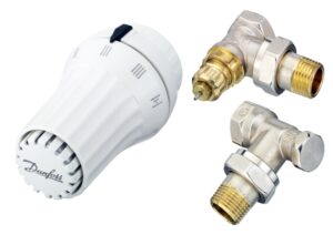 Danfoss 1/2" termosztatikus sarok radiátorszelep szett.